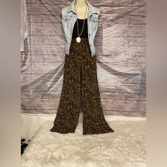 Maurices Pants - Maurices Leopard Wide-Leg Palazzo Pants